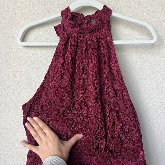 Anthropologie ett:twa Aida Burgundy Lace Halter Jumpsuit Size 8 - Picture 4 of 8